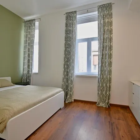 With Wifi - 26947 Apartamento Pula