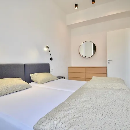 Apartamento With Wifi - 26947 *